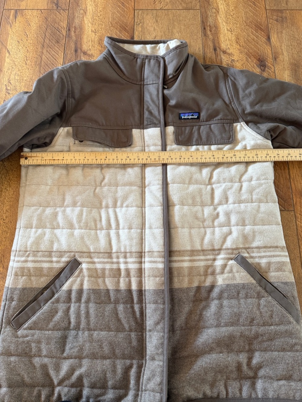 Patagonia Women's Out Yonder Coat XL Brown - Picture 10 of 13